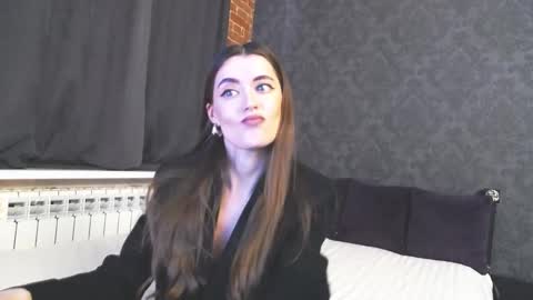 Anna online show from March 3, 2025, 2:59 pm