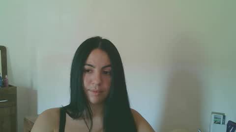 anabelenogueira1 online show from May 2, 2026, 5:18 pm