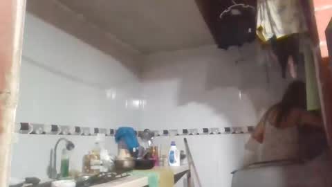 anabella_00 online show from May 25, 2026, 3:01 am