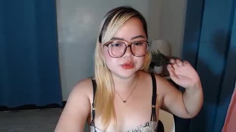 anabelle_pinayx online show from March 2, 2026, 5:53 pm
