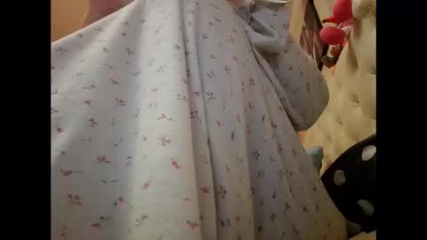 Snapshot of anabellovee chatting on February 14, 2026, 2:25 pm ANABELLOVEE online show from February 14, 2026, 2:25 pm