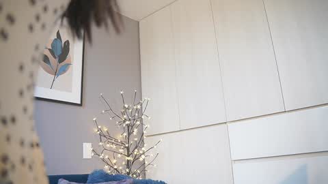 Ana  -- Check and subscribe   online show from December 12, 2024, 12:33 pm