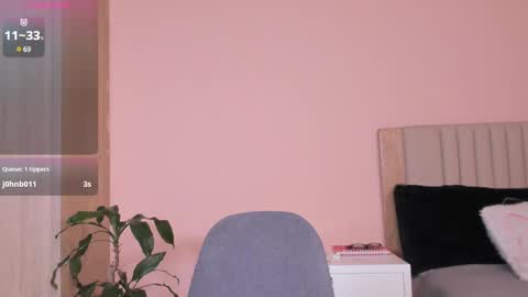 Ana Henao or Annie... Follow me ahenaocb Insta  X online show from March 8, 2025, 3:06 am