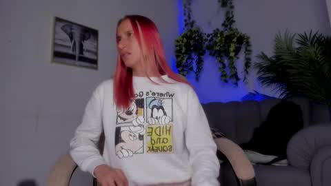 Snapshot of anahi__18 chatting on January 18, 2026, 12:42 pm Anahi online show from January 18, 2026, 12:42 pm