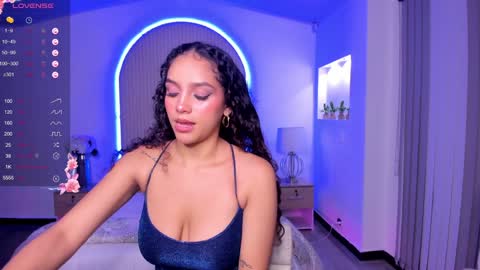 Anahi Curlie online show from December 31, 2024, 4:16 am