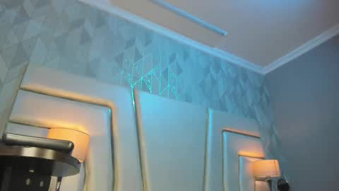 Anahis online show from October 31, 2025, 4:57 am