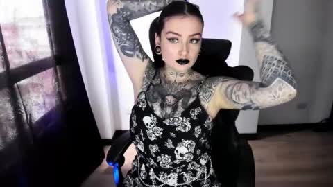  Callme Mistress Ani  online show from February 4, 2026, 6:58 pm