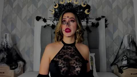   online show from October 31, 2025, 11:55 am