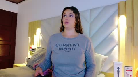 Anaise  online show from April 17, 2026, 11:35 am