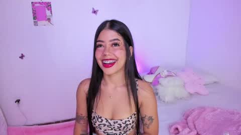 Ana online show from January 1, 2025, 10:24 pm