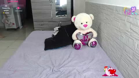 Snapshot of analiz_ chatting on June 21, 2026, 5:37 pm analiz_ online show from June 21, 2026, 5:37 pm