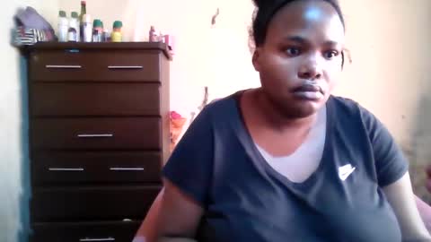 Snapshot of analslut1987 chatting on June 2, 2026, 7:43 am analslut1987 online show from June 2, 2026, 7:43 am