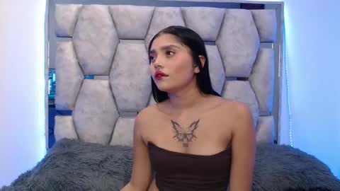 Snapshot of analymilles chatting on October 21, 2025, 7:58 pm analymilles online show from October 21, 2025, 7:58 pm