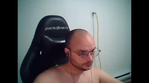 anarchyy1994 online show from February 11, 2026, 9:47 am