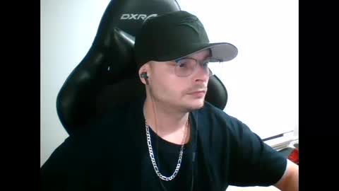 anarchyy1994 online show from March 7, 2026, 10:56 am