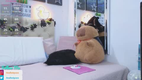 Anastasia Redgrave online show from November 12, 2025, 6:14 am