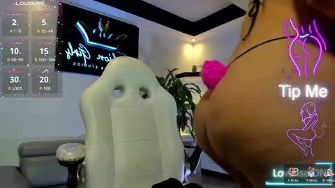 ana online show from October 21, 2025, 12:28 pm