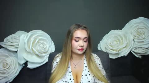 Snapshot of anastacyyellig chatting on September 14, 2025, 8:08 pm anastacyyellig online show from September 14, 2025, 8:08 pm