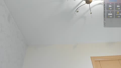 Sexy girl online show from December 16, 2024, 4:38 pm