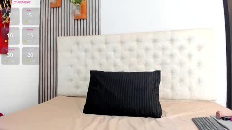 anastasia online show from November 26, 2025, 11:55 am