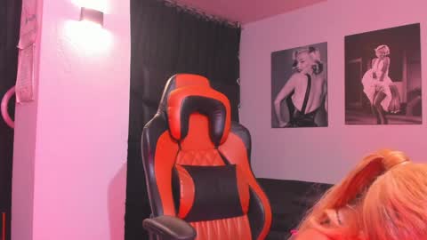 Snapshot of anastasiataylor_ chatting on February 3, 2025, 6:24 am Ana 3 online show from February 3, 2025, 6:24 am