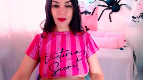Snapshot of anaughty_kitten chatting on October 29, 2025, 7:15 pm Tatiana I was Latingoddess69 online show from October 29, 2025, 7:15 pm