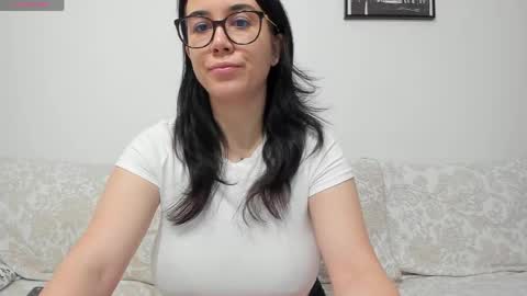 Andreea online show from May 23, 2026, 4:07 am