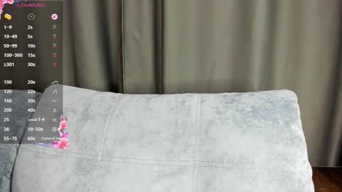 Snapshot of and1sa chatting on November 30, 2025, 4:55 pm Andisa online show from November 30, 2025, 4:55 pm