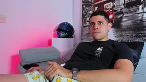 Snapshot of ander_perez chatting on October 21, 2025, 3:24 pm ANDER online show from October 21, 2025, 3:24 pm