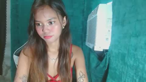 Snapshot of andiaprecious_ chatting on May 2, 2026, 7:13 am andiaprecious_ online show from May 2, 2026, 7:13 am