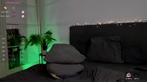 Adriana online show from January 13, 2026, 1:27 pm