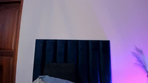 Snapshot of andracyruss chatting on October 23, 2025, 11:42 am Andra Cyrus online show from October 23, 2025, 11:42 am