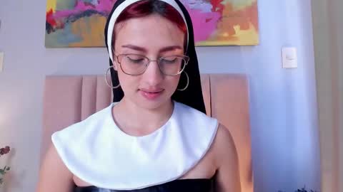 Snapshot of andracyruss chatting on October 31, 2025, 11:55 am Andra Cyrus online show from October 31, 2025, 11:55 am