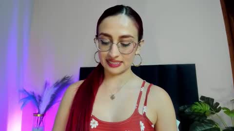 Snapshot of andracyruss chatting on December 23, 2025, 12:08 am Andra Cyrus online show from December 23, 2025, 12:08 am