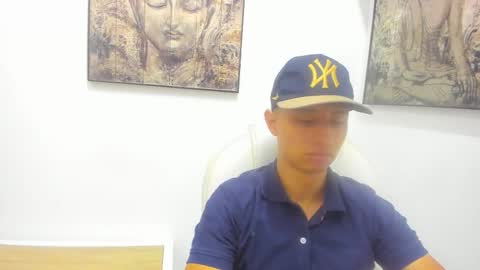 Andre Blow online show from September 16, 2025, 11:33 am