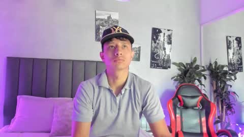 Andre Blow online show from September 28, 2025, 12:54 pm