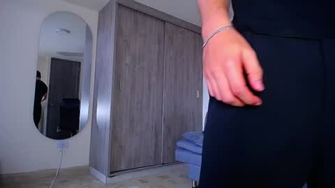 Snapshot of andre_parker chatting on July 24, 2026, 7:23 pm Andre Parker online show from July 24, 2026, 7:23 pm