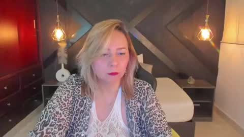 Snapshot of andre_soto_ chatting on July 7, 2026, 1:41 am A N D R E online show from July 7, 2026, 1:41 am