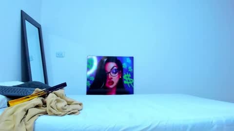 Snapshot of andrea_cherryy_ chatting on September 19, 2025, 2:07 pm Andrea Cherry online show from September 19, 2025, 2:07 pm