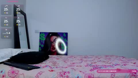 Snapshot of andrea_cherryy_ chatting on November 5, 2025, 1:44 pm Andrea Cherry online show from November 5, 2025, 1:44 pm