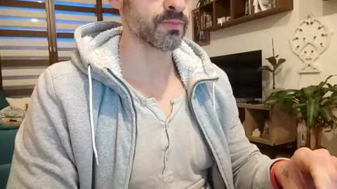 andrea_feetlover online show from January 12, 2026, 6:40 am