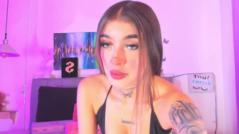 Snapshot of andrea_flow chatting on January 5, 2025, 2:19 pm Andrea online show from January 5, 2025, 2:19 pm