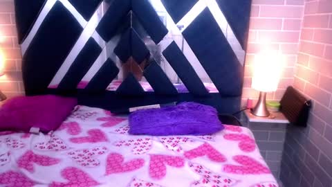 Andres Gil online show from February 14, 2025, 8:59 pm