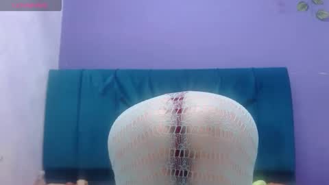 ANDREA LOPEZ online show from February 5, 2026, 11:48 am