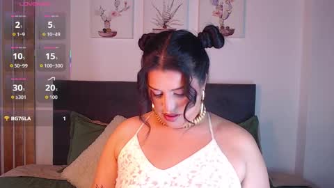 ANDREA  online show from October 13, 2025, 6:08 pm