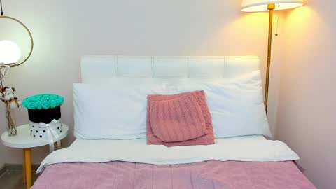 Andrea online show from April 7, 2026, 5:19 am