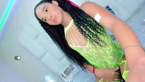 Snapshot of andreayano chatting on November 9, 2025, 5:17 am andreayano online show from November 9, 2025, 5:17 am