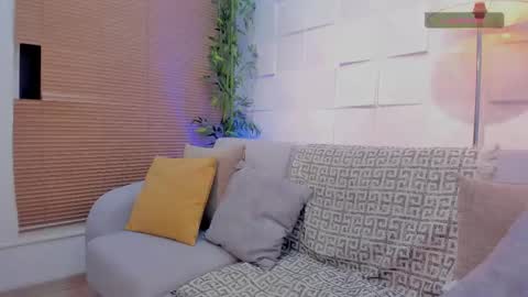 Andre Castaneda online show from January 7, 2026, 7:49 pm