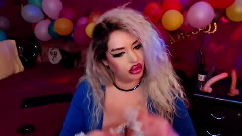 andreeajj online show from February 25, 2025, 5:25 pm