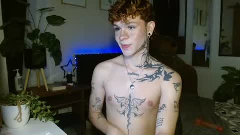 Snapshot of andreewwolffman chatting on June 20, 2026, 2:36 am Andrew online show from June 20, 2026, 2:36 am
